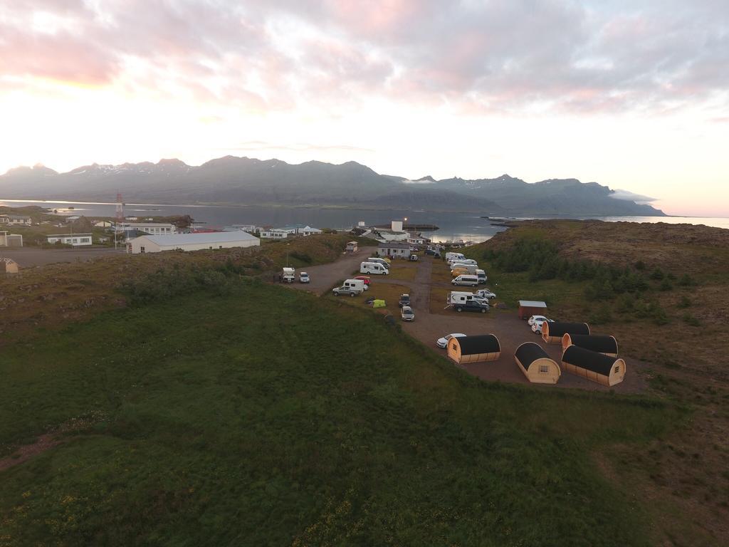 Framtid Camping Lodging Barrels Djúpivogur Exterior foto